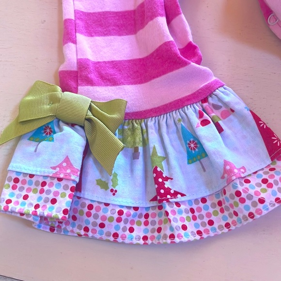 Ricrac & Ruffles Pink Striped “R” Christmas Tree Outfit - Picture 4 of 4